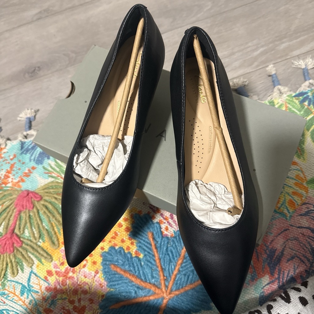 Clarks Black Pointed Toe Heels